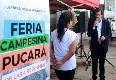 El gobernador Sadir saludó a emprendedores, artesanos y productores de la Feria Campesina «Pucará»