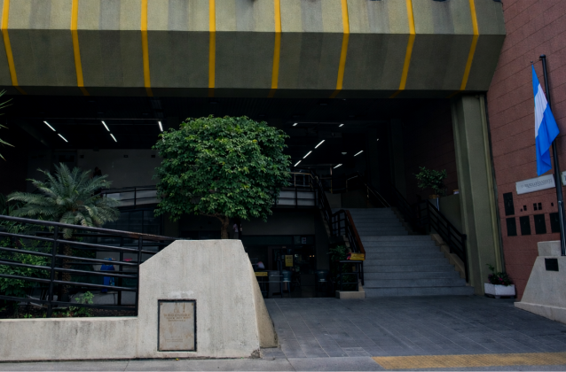 Renovación de cobertura para estudiantes mayores de 21 años y adherentes voluntarios