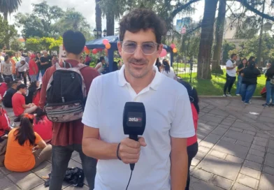 ASOCIACIÓN «TODOS JUNTOS» REALIZA BANDERAZO POR EL DÍA INTERNACIONAL DEL SÍNDROME DE DOWN