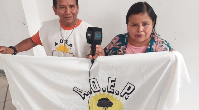 DOCENTES DE ADEP MOVILIZARON: DENUNCIAN RECORTES Y MAGROS AUMENTOS SALARIALES