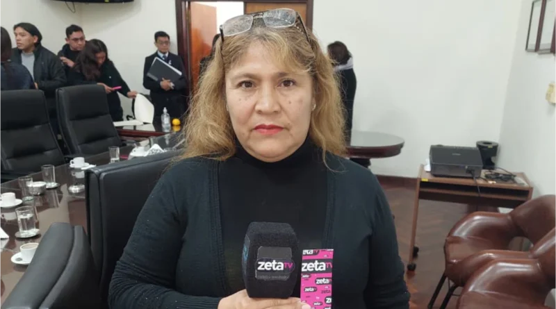 CONCEJALES DE LOS VALLES EXIGEN MEJORAS URGENTES EN EL TRANSPORTE INTERURBANO ANTE LA LEGISLATURA