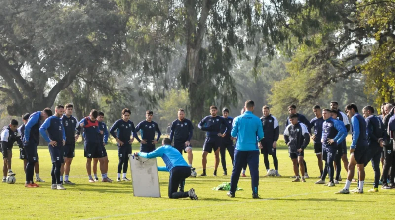 Exigente hoja de ruta del «Lobo» entre Primera Nacional y Copa Argentina