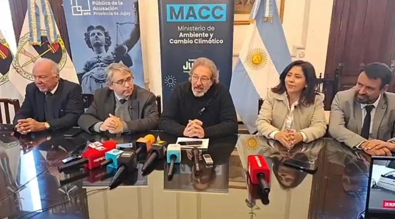EL SALÓN BLANCO FUE EL ESCENARIO DEL LANZAMIENTO OFICIAL DEL PROGRAMA FyMA DENTRO DEL PLAN «CUIDEMOS JUJUY»