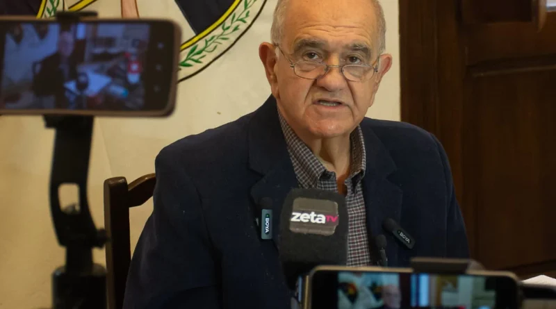 EL SECRETARIO DE COMUNICACIÓN ALBERTO SIUFI ENCABEZÓ UNA CONFERENCIA DE PRENSA EN EL SALÓN BLANCO DE CASA DE GOBIERNO