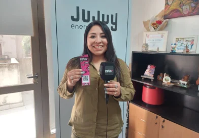 ¡CHAU RECESO, HOLA CUMBIA Y TALENTO!: LAS CHICAS SE APODERAN DE LA PLAZA ESPAÑA Y PONEN A BAILAR A TODO JUJUY