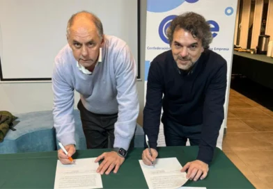 La UEJ firmó un convenio con ChatConsulta para brindar beneficios exclusivos a sus socios