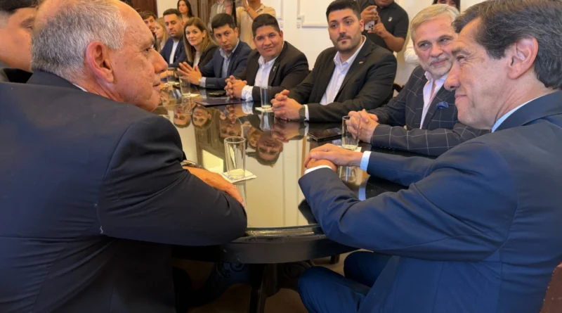 El gobernador de Jujuy recibió a la Mesa Nacional de CAME Joven y reafirmó el trabajo conjunto con el sector empresario El gobernador de Jujuy recibió a la Mesa Nacional de CAME Joven y reafirmó el trabajo conjunto con el sector empresario