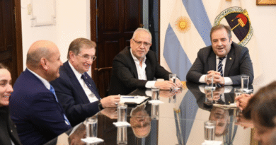 ALBERTO BERNIS RECIBIÓ EN CASA DE GOBIERNO A LA COMITIVA DEL ESTADO DE UTAH