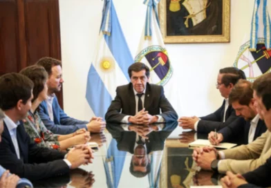 EL GOBIERNO DE JUJUY ARTICULA CAPACITACIONES Y BECAS CON LA UNIVERSIDAD SIGLO 21 Y EMPRESAS MINERAS
