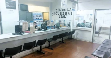 Desde el lunes 28 habrá cambios en la emisión de boletas de pago y en los exámenes para licencias profesionales