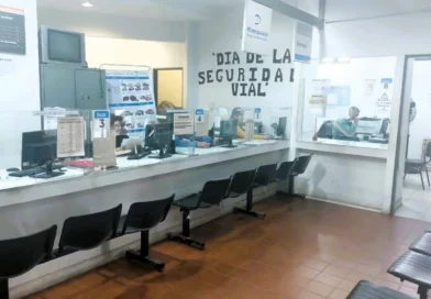 Desde el lunes 28 habrá cambios en la emisión de boletas de pago y en los exámenes para licencias profesionales