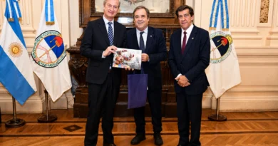BERNIS DESTACÓ EL INTERÉS INTERNACIONAL POR INVERTIR EN JUJUY EN EL MARCO DEL SEMINARIO DEL LITIO BERNIS DESTACÓ EL INTERÉS INTERNACIONAL POR INVERTIR EN JUJUY EN EL MARCO DEL SEMINARIO DEL LITIO
