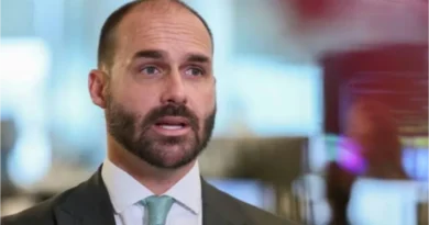 BRASIL: ORDENAN DETENER A EDUARDO BOLSONARO, HERMANO DE FLÁVIO, Y CANCELAN SUS PASAPORTES